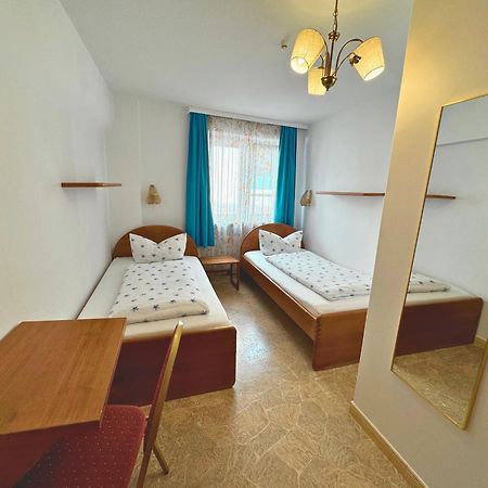 Hostel Heinzelmaennchen โคโลญ ภายนอก รูปภาพ