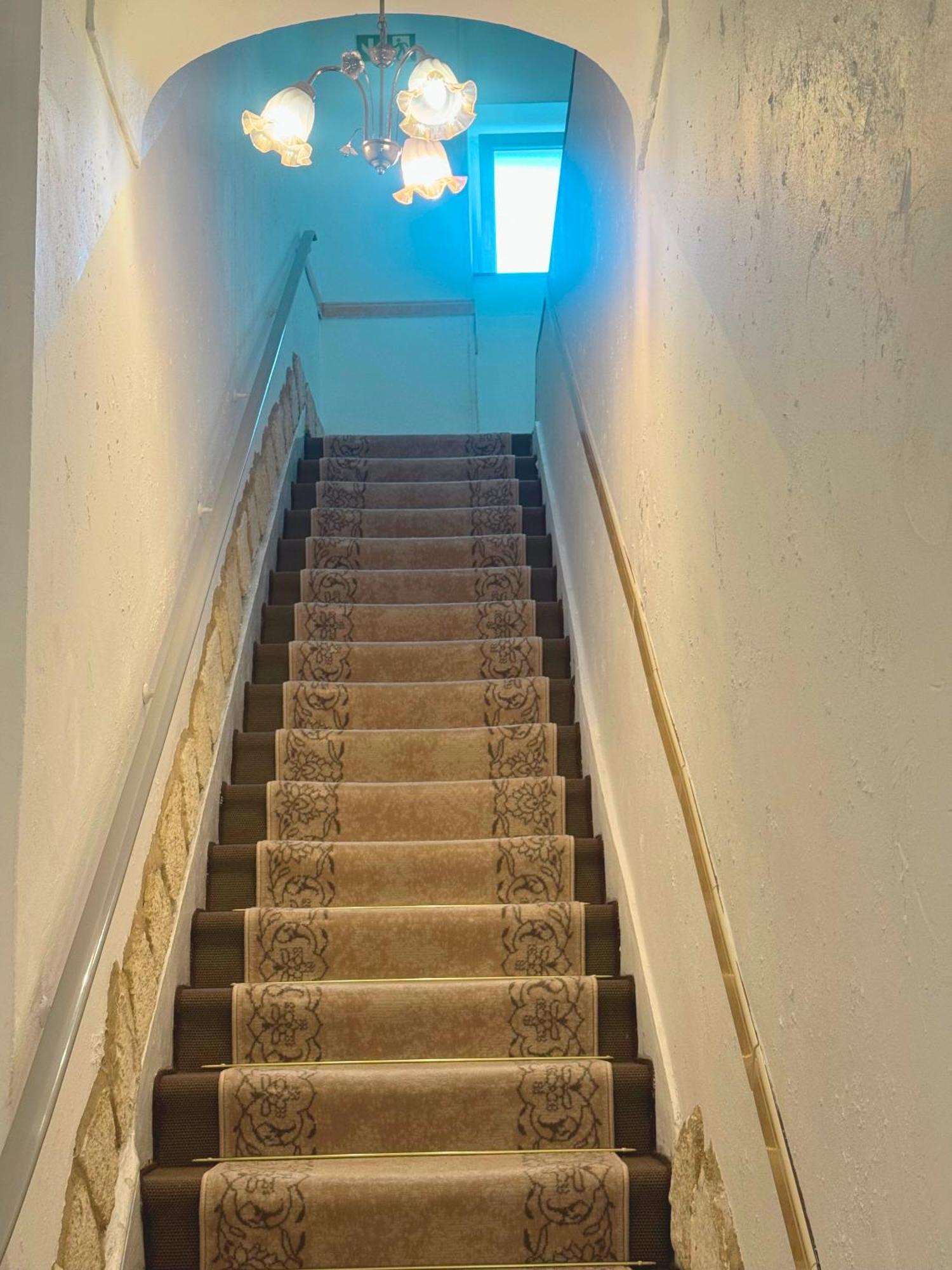Hostel Heinzelmaennchen โคโลญ ภายนอก รูปภาพ