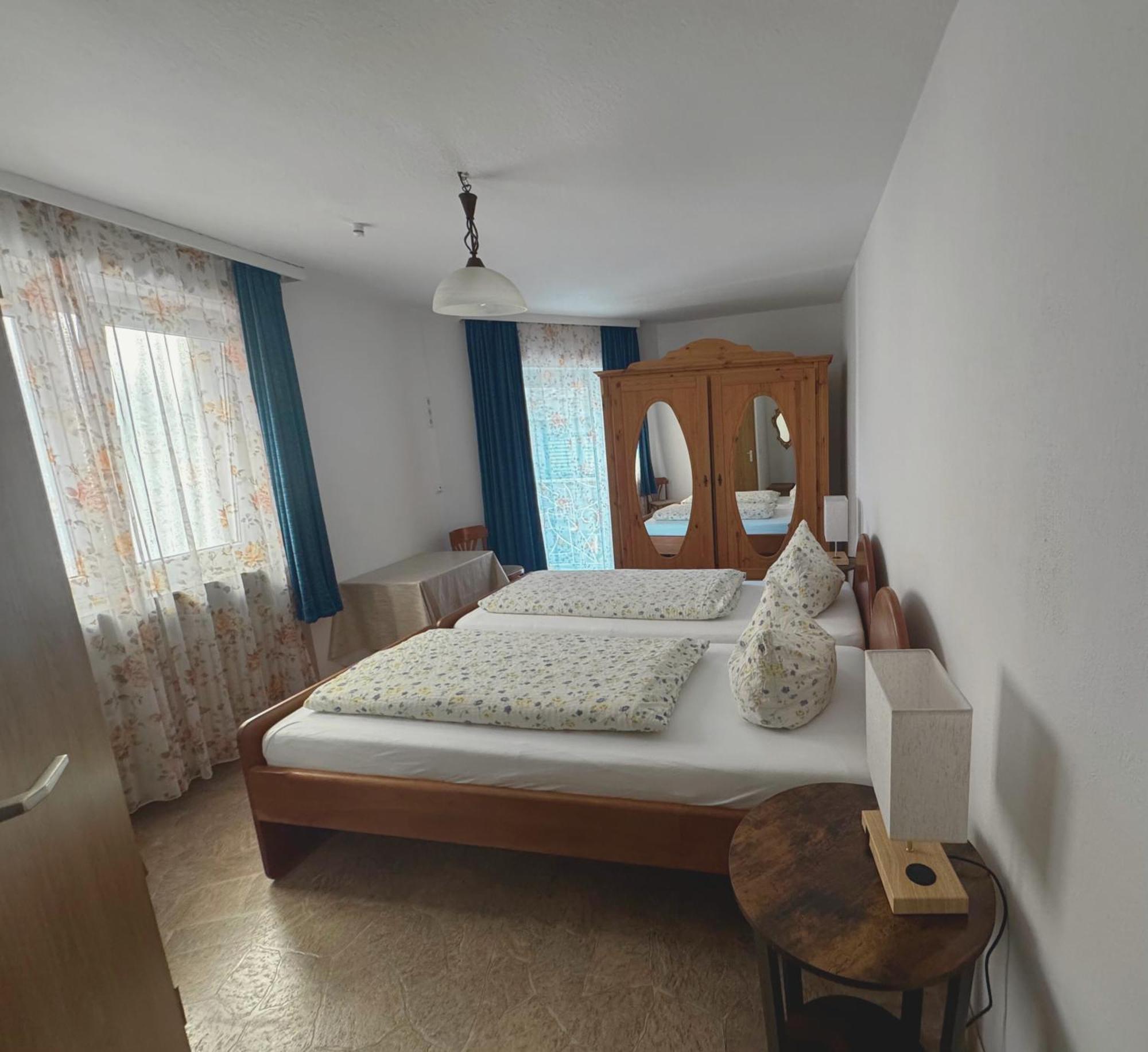 Hostel Heinzelmaennchen โคโลญ ภายนอก รูปภาพ